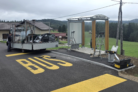 HRUŠKARJE  AVTOBUSNO POSTAJALIŠČE NOVI NADSTREŠEK 01B FOTO BOŠTJAN OTONIČAR
